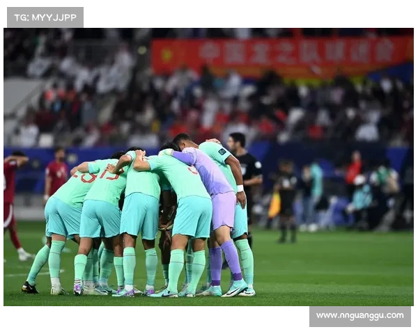 卡塔尔国足与中国队历次交锋全景解析双方实力演变与胜负走势分析 卡塔尔国足与中国队历次交锋全景解析双方实力演变与胜负走势分析