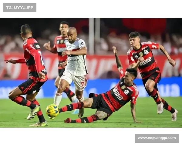 小卢卡斯为何在巴黎成为替补球员的原因分析 小卢卡斯为何在巴黎成为替补球员的原因分析