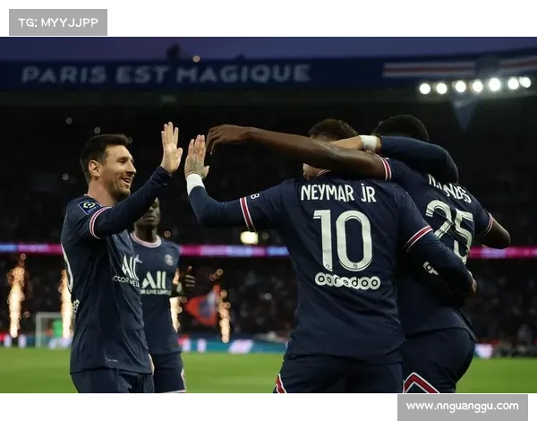 巴黎圣日耳曼与马赛七场经典对决回顾及历史意义解析 巴黎圣日耳曼与马赛七场经典对决回顾及历史意义解析